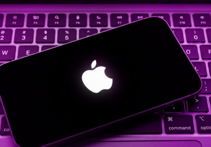 Η Apple μηνύει την OpenAI για μαζική κλοπή μυστικών hardware