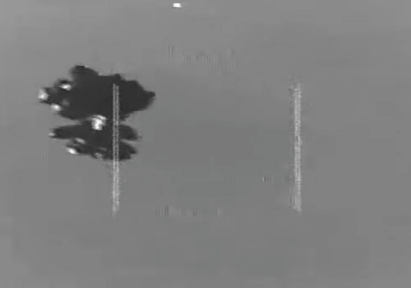 Το «αιωρούμενο μυαλό» των UFO γίνεται viral: Η τεχνητή νοημοσύνη αναζωπυρώνει τη συζήτηση για νέο βίντεο UAP του Πενταγώνου