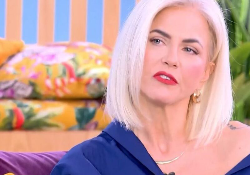 Η Χριστίνα Κοντοβά εξομολογείται: «Ένιωσα τύψεις γιατί δεν αισθανόμουν ότι αγαπάω το παιδί μου από την αρχή»