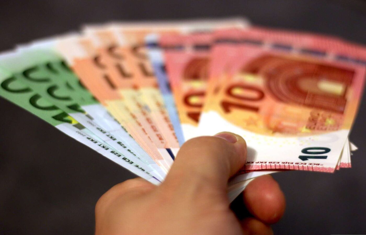 Πότε θα πληρωθούν οι συντάξεις Αυγούστου και Σεπτεμβρίου – Το χρονοδιάγραμμα του e-ΕΦΚΑ