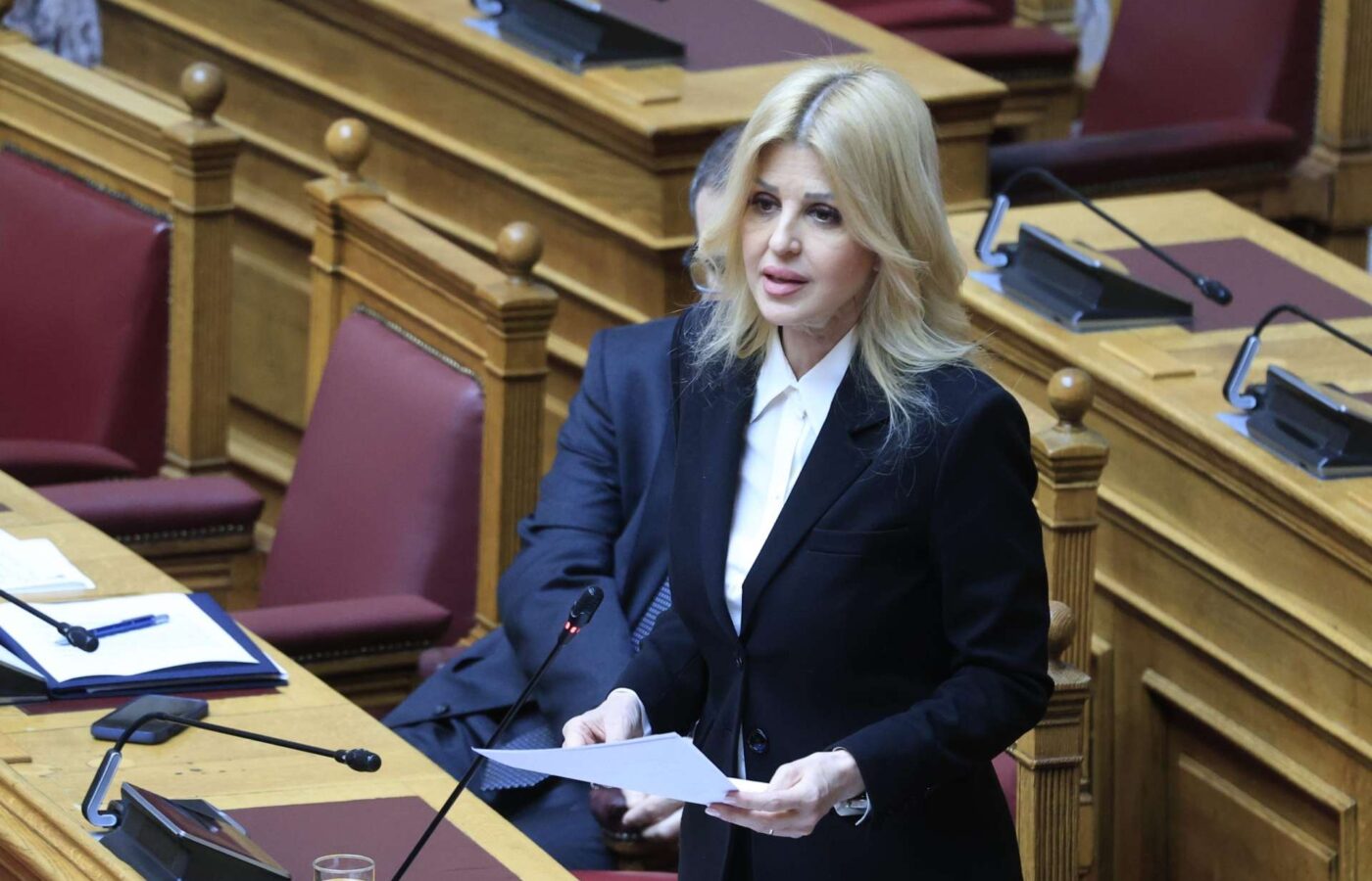 Έλενα Ράπτη : Νέα μέτρα για οικογένειες, εργαζόμενες μητέρες και θύματα βίας
