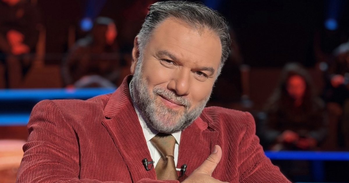 Γρηγόρης Αρναούτογλου: «Μια μέρα, έτσι ξαφνικά, το κουδούνι δεν θα ξαναχτυπήσει»