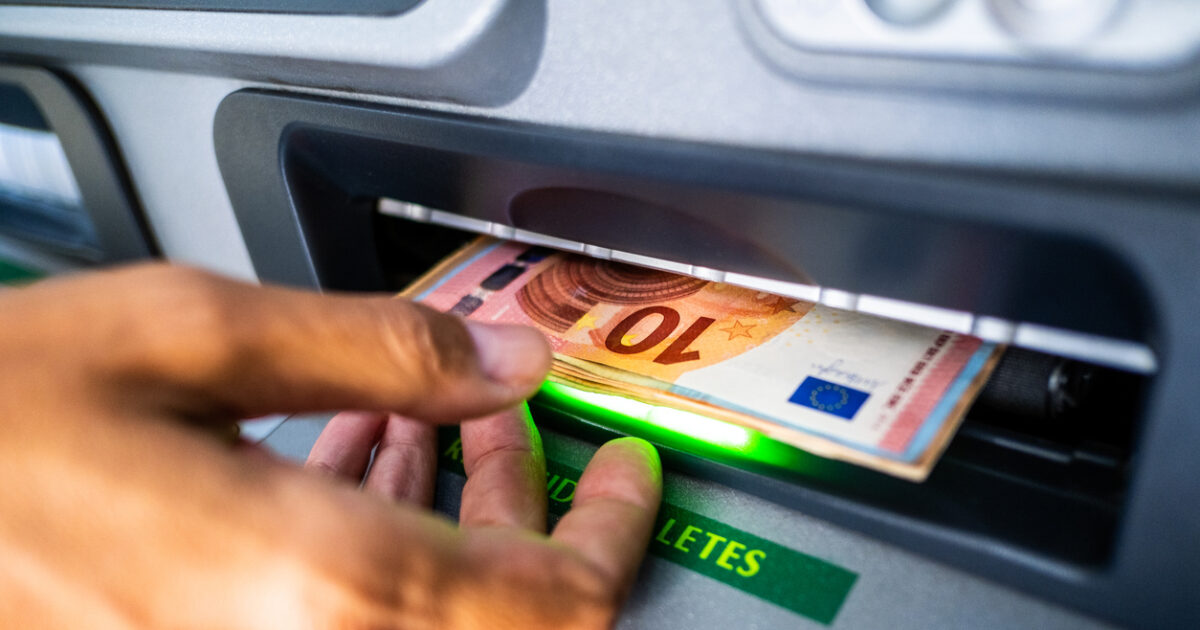 13ος και 14ος μισθός στο Δημόσιο: Μόνο με νόμο η επιστροφή τους μετά το «όχι» του ΣτΕ