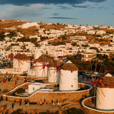 Ελλάδα: Η πρώτη επιλογή διακοπών για το παγκόσμια star system