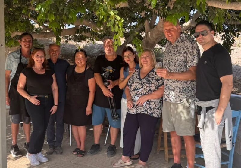Διεθνής προβολή της Σαντορίνης με τα «Ηφαίστεια 2026» και τη συναυλία του Γιώργου Νταλάρα