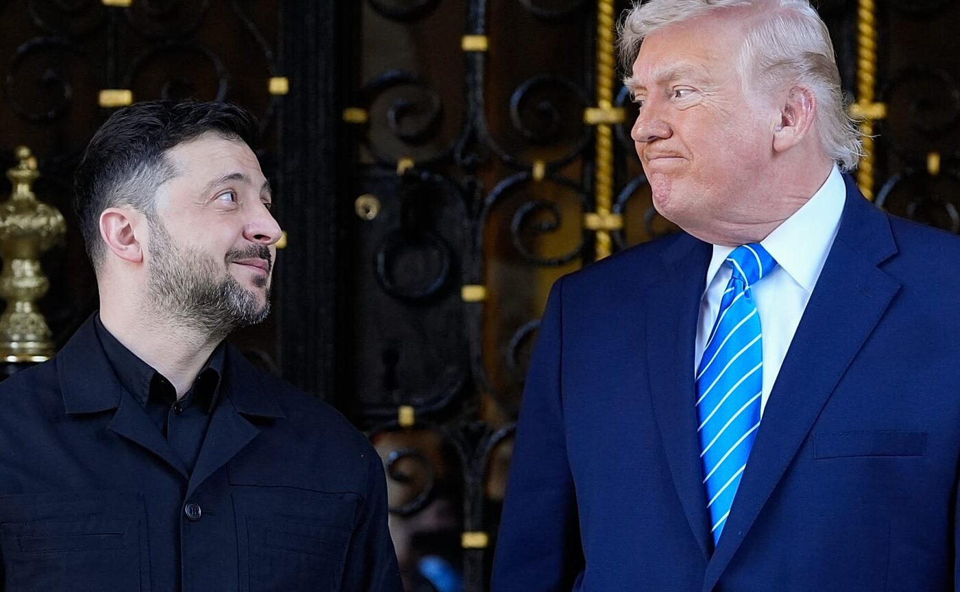 Ανάλυση New York Times: Πώς έφτασαν μέσα σε μία εβδομάδα στα πρόθυρα οριστικής ρήξης Τραμπ και Ζελένσκι, τι θα σημάνει αυτό για τον πόλεμο της Ουκρανίας