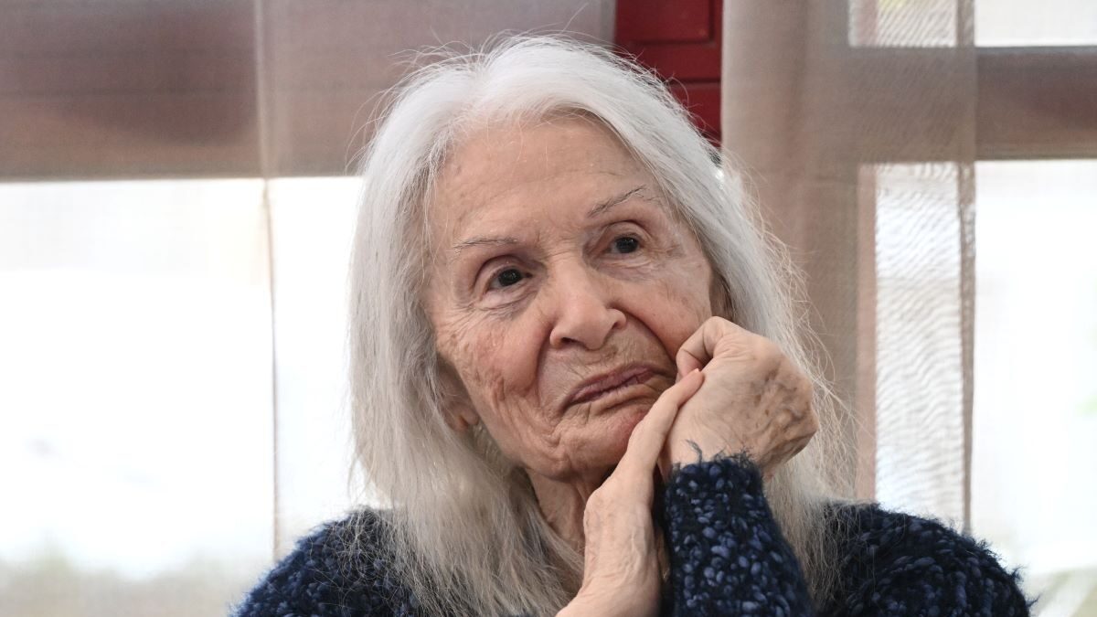 Πέθανε η Μπέτυ Βαλάση σε ηλικία 89 ετών – Η «κυρά Λωξάντρα» που άφησε το δικό της αποτύπωμα στο θέατρο