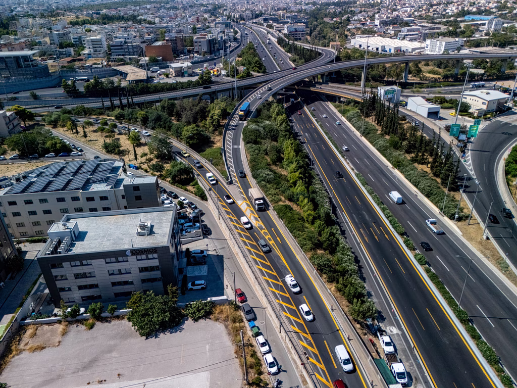 Κυκλοφοριακές ρυθμίσεις στην Αθήνα: Ποιοι δρόμοι κλείνουν Σάββατο και Κυριακή